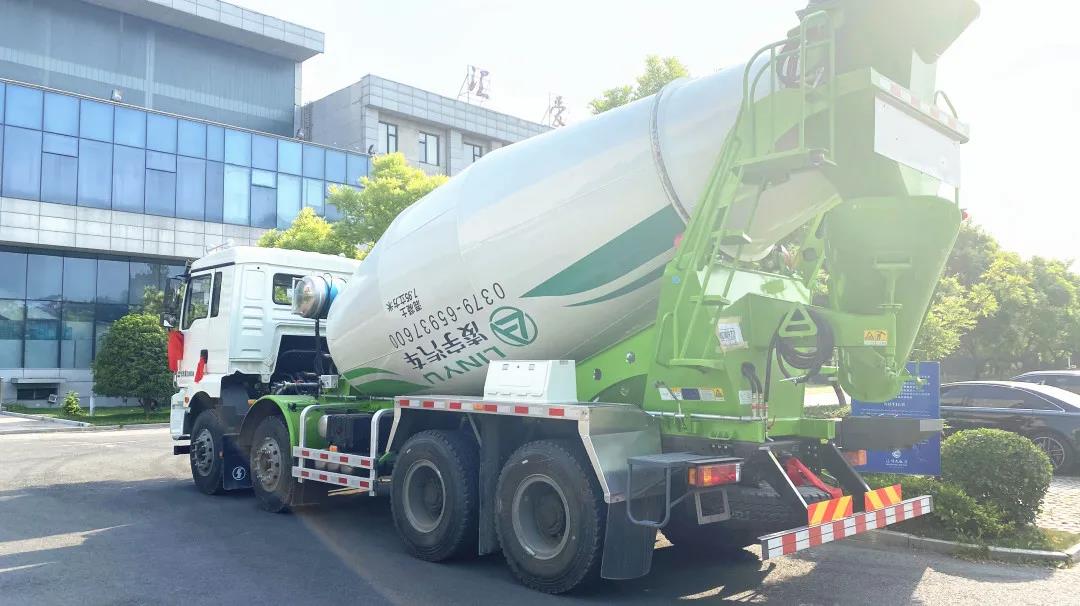 concrete mixer truck