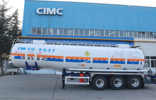 33 square stainless steel semi-trailer tank truck