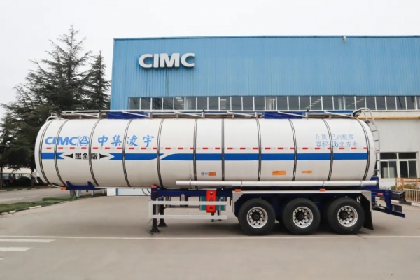 CLY9400GPG36 Ordinary liquid transport semi-trailer