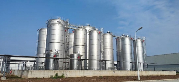 Large tank of Qionglai Bacchus project, Asia's largest spirits factory