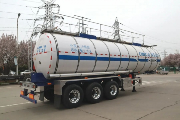 CLY9400GPG36 Ordinary liquid transport semi-trailer