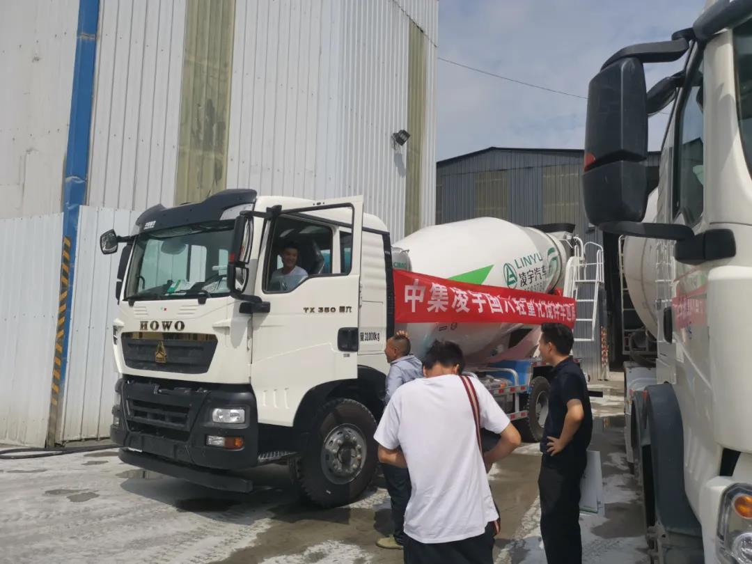 Lightweight Mixer Truck