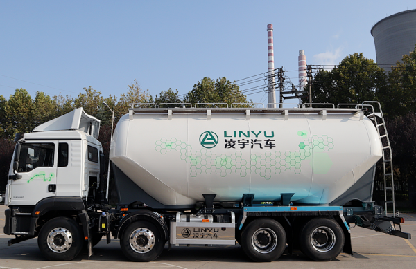 low-density cement bulk carrier