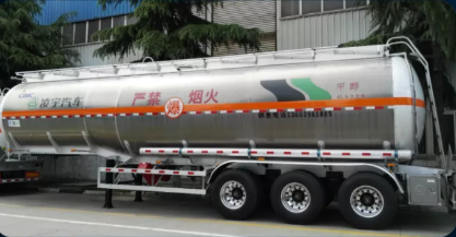 45.5/48 square aluminum alloy chemical transport truck