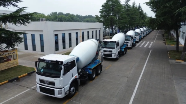 111 Units! CIMC Vehicles Concrete Mixer Trucks Make First Bulk Entry into Southern Africa, Deepening Presence in Local Infrastructure Market