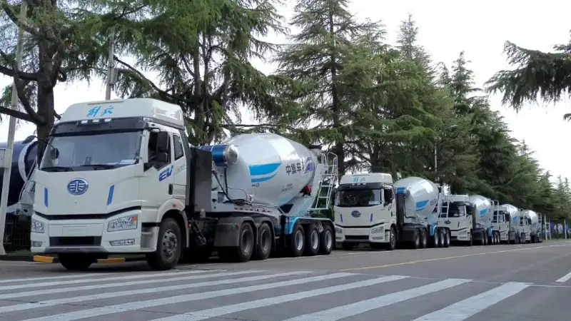 Ignite the Start · Dual Vehicle Delivery I CIMC Vehicles & FAW Jiefang New Energy Semi-Trailer Mixer Truck and Powder Tanker Truck Delivered to Guangzhou Customer
