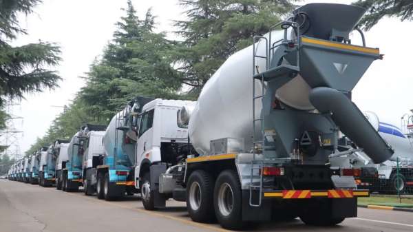 83,000 units! Heavy truck sales declined for the second consecutive month in August, with new energy heavy trucks holding up the domestic market
